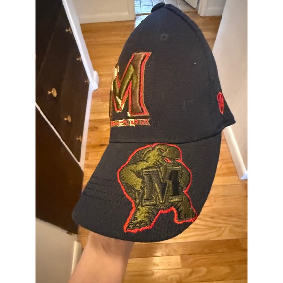 Maryland Terrapins Baseball Cap M Logo Turtle Red Outline Black Adjustable - Picture 2 of 3